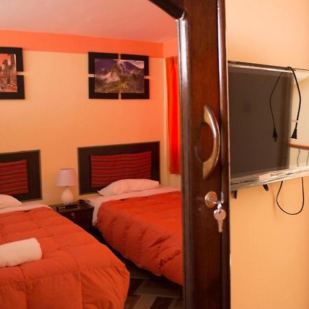 Hostal Mama K'Illa Ollantaytambo Buitenkant foto
