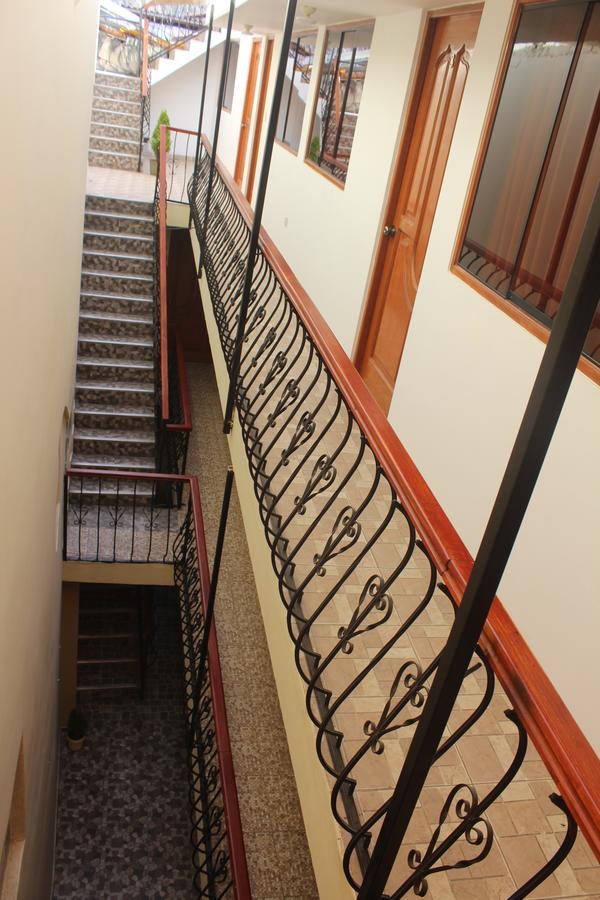 Hostal Mama K'Illa Ollantaytambo Buitenkant foto
