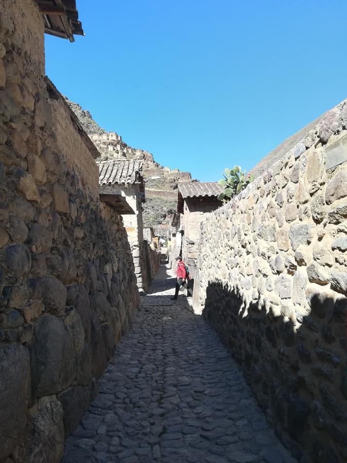 Hostal Mama K'Illa Ollantaytambo Buitenkant foto