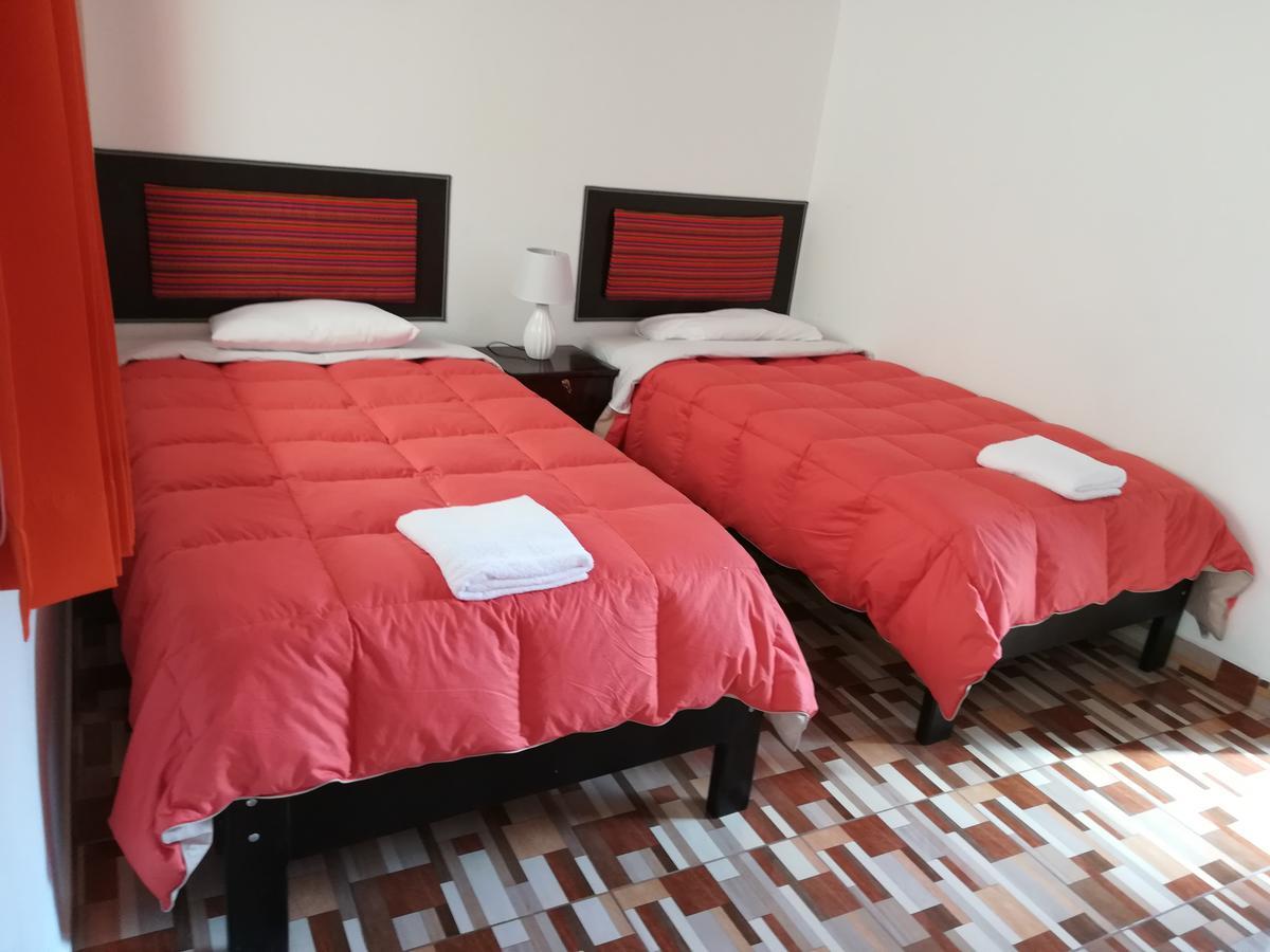 Hostal Mama K'Illa Ollantaytambo Buitenkant foto