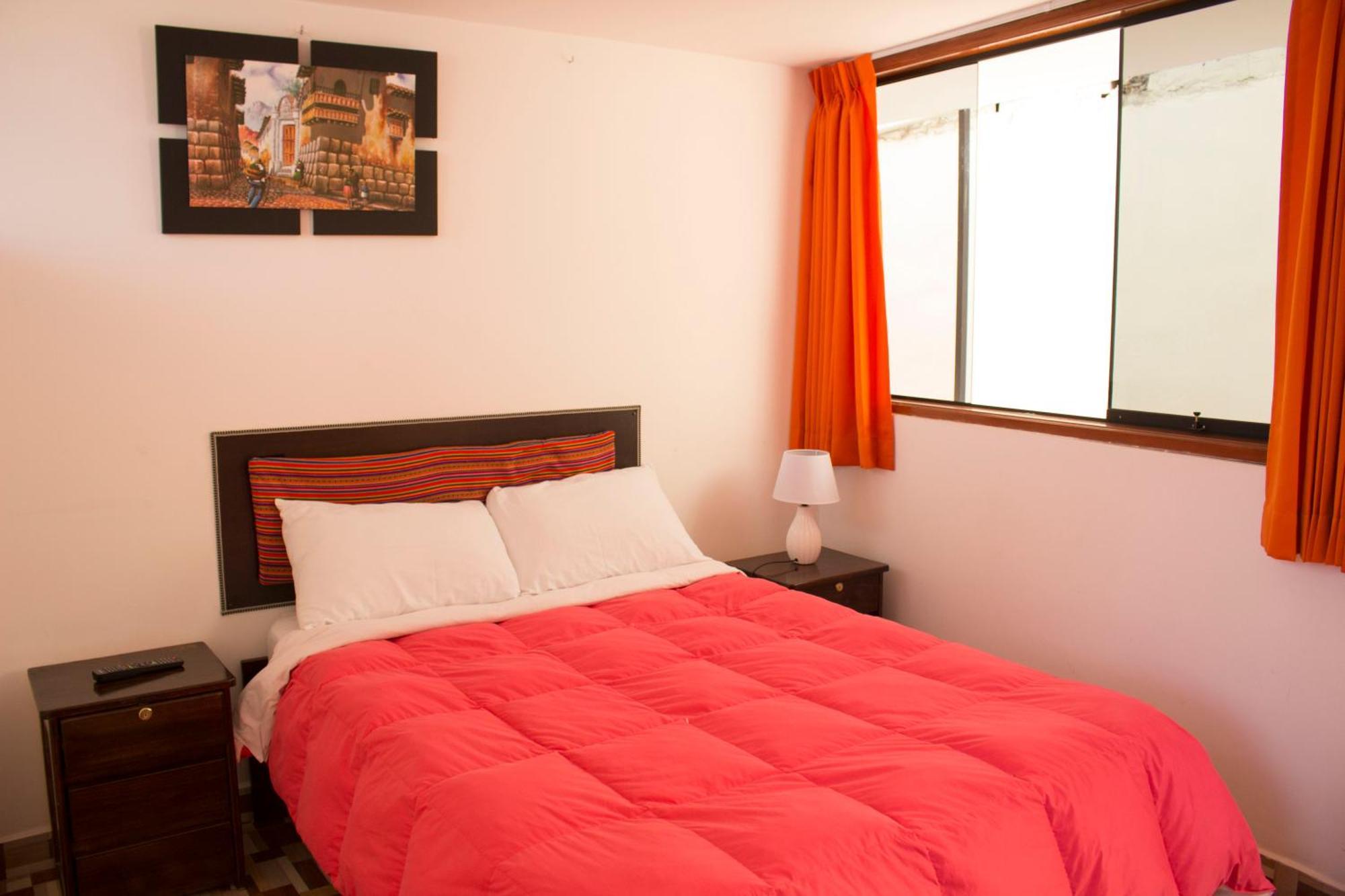 Hostal Mama K'Illa Ollantaytambo Buitenkant foto